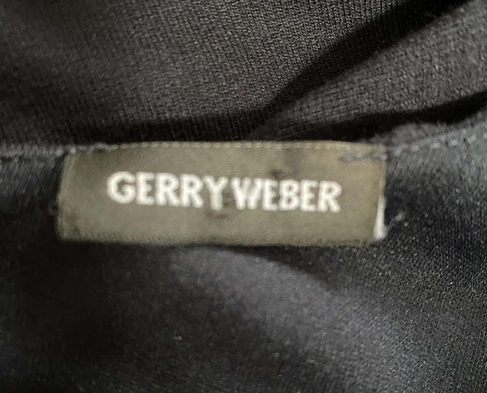 Gerry Weber Bodycon Dress Navy With White Stripe Detail 3/4 Sleeve V Neck 12. - Image 4 of 4