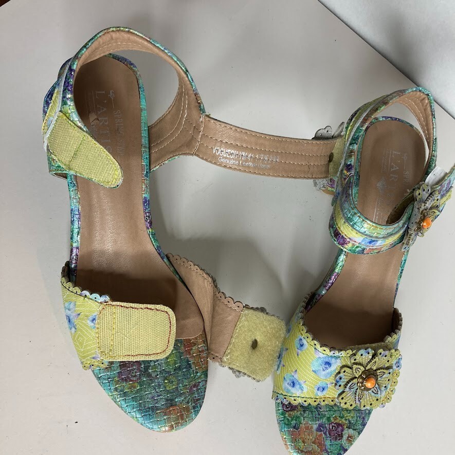L'Artiste by Spring Step Vogeush Floral Heeled Sandal Sz 9 (40) 3" heel New