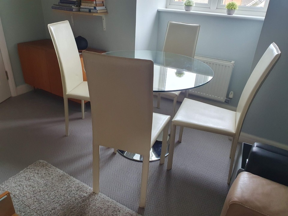 4Seater Round Glass Dining Kitchen Table & 4x Cream Faux Leather