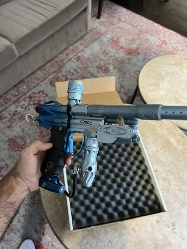 Autococker Planet Eclipse QEV Argent – Occasion – Pour Paintball