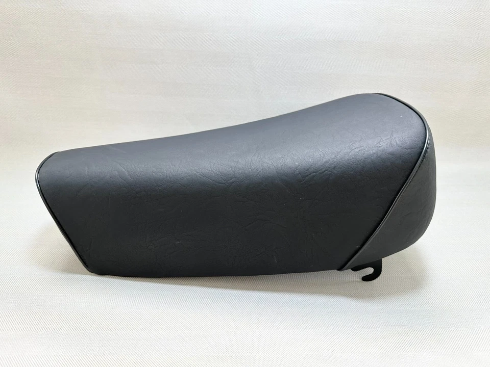 1973 - 1976 Honda XR75 XR 75 седло поддон 77100-116-690 полный сиденье. Металлическая сковорода. - Изображение 2 из 4