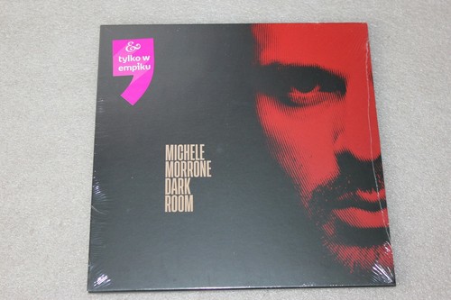 Michele Morrone - Dark Room 7" VINYL COLLECTORS EDITON Feel it from movie 365 - Picture 2 of 3