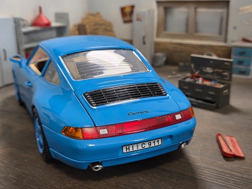 PORSCHE 911 CARRERA (1993) 1:18 Bburago Idee+Spiel EXCLUSIV LIMITED EDITION - Bild 9 von 13