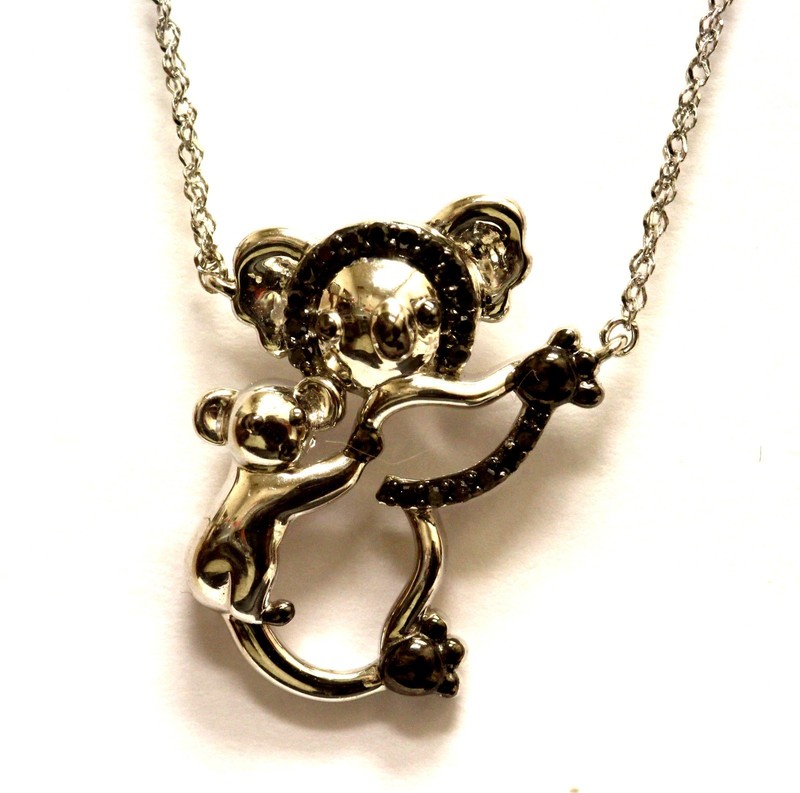 10k white gold .05ct black diamond Koala bear baby pendant necklace 2.6g 