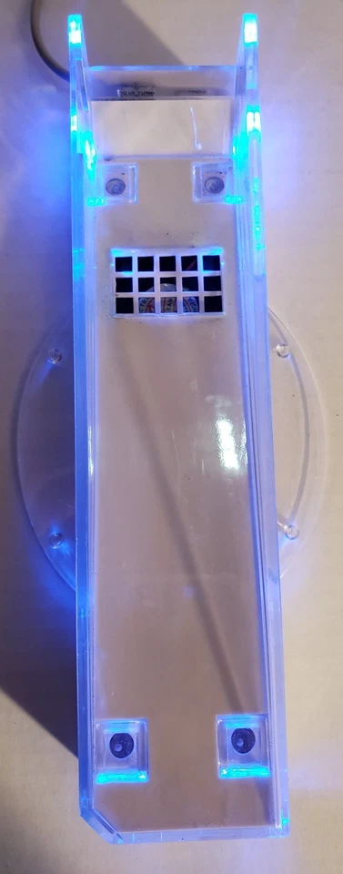 Ventilador de refrigeración Nintendo Wii "Gamestop" soporte vertical con luz azul brillante Foto 4 de 4