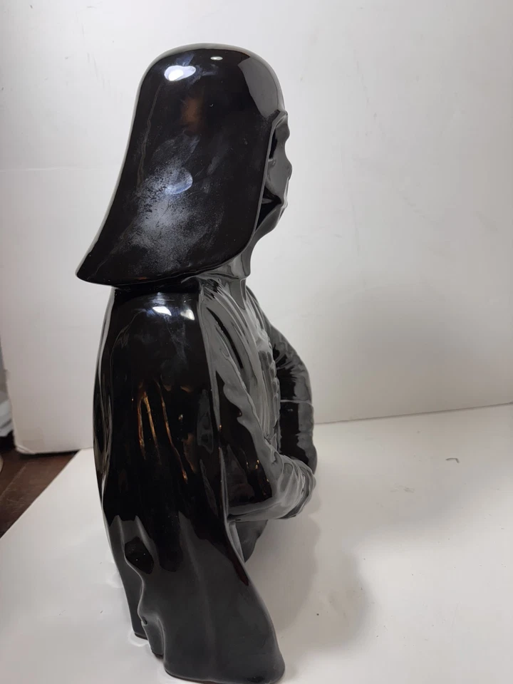 VTG 1977 Lucasfilm Star Wars Darth Vader Ceramic EXCELLENT COND APPROX 13" - Image 4 of 4
