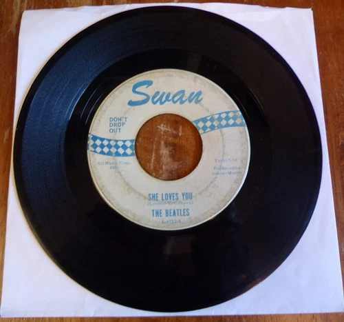 The Beatles She Loves You / I'll Get You Swan MONO 45 Blue Label 1964