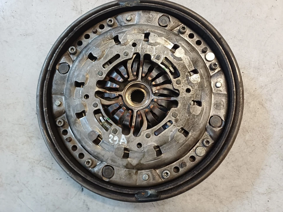 29A* Mercedes-Benz W169 W245 Kupplungssatz Schwungscheibe A2660300605 2660300605 - Bild 2 von 4