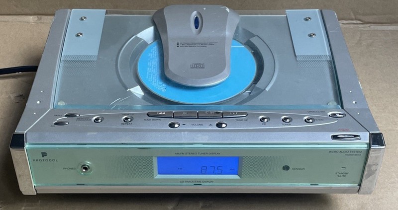 PROTOCOL AUDIO SYSTEMS MODEL NO 5572 FOR PART.  OLY POWER ON.