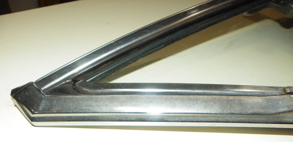 Chevelle GTO 1966 1967 Cutlass Skylark lado del conductor ventana de ventilación delantera original GM Foto 2 de 4