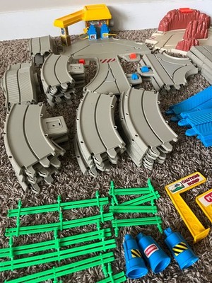 Vintage PLAYSKOOL Motoring Preschooler's First Race & Chase Set