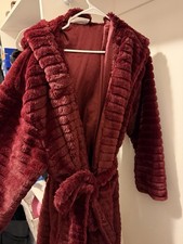 MINKY COUTURE Burgundy RED Hooded Bath Robe Plush RARE Medium Large NWOT