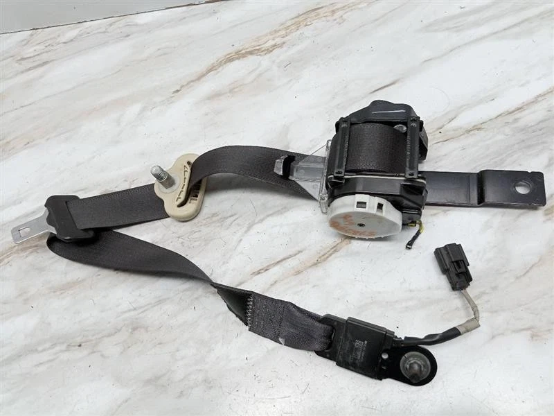Used Front Right Seat Belt Front fits: 2013 Lincoln Mkt bucket passenger retract - Image 2 of 4