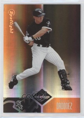 2004 Leaf Limited Spotlight Bronze 49/100 Magglio Ordonez #96 04br
