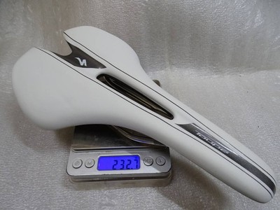 NEU SPECIAL TOUPE Titanium Rail Sattel 155mm Carbon Schale 232g unbenutzt