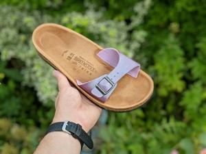 birkenstock one toe strap