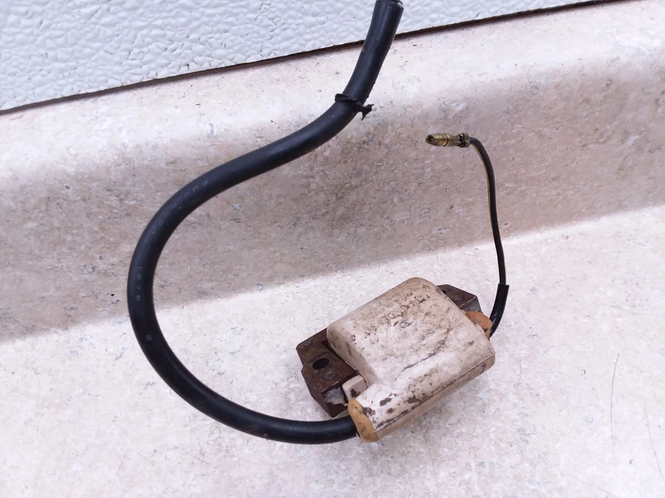 Bobina de encendido Suzuki 370 DR DR370 Enduro SIN TAPA 1979 ANSI-C Foto 3 de 4