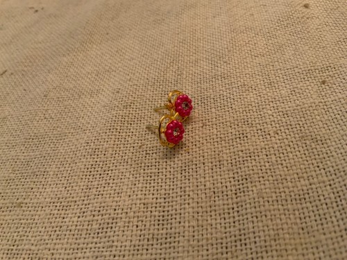 pink apple crystal stud earrings goldtone fun Barbiecore fairy dopamine - Picture 4 of 7