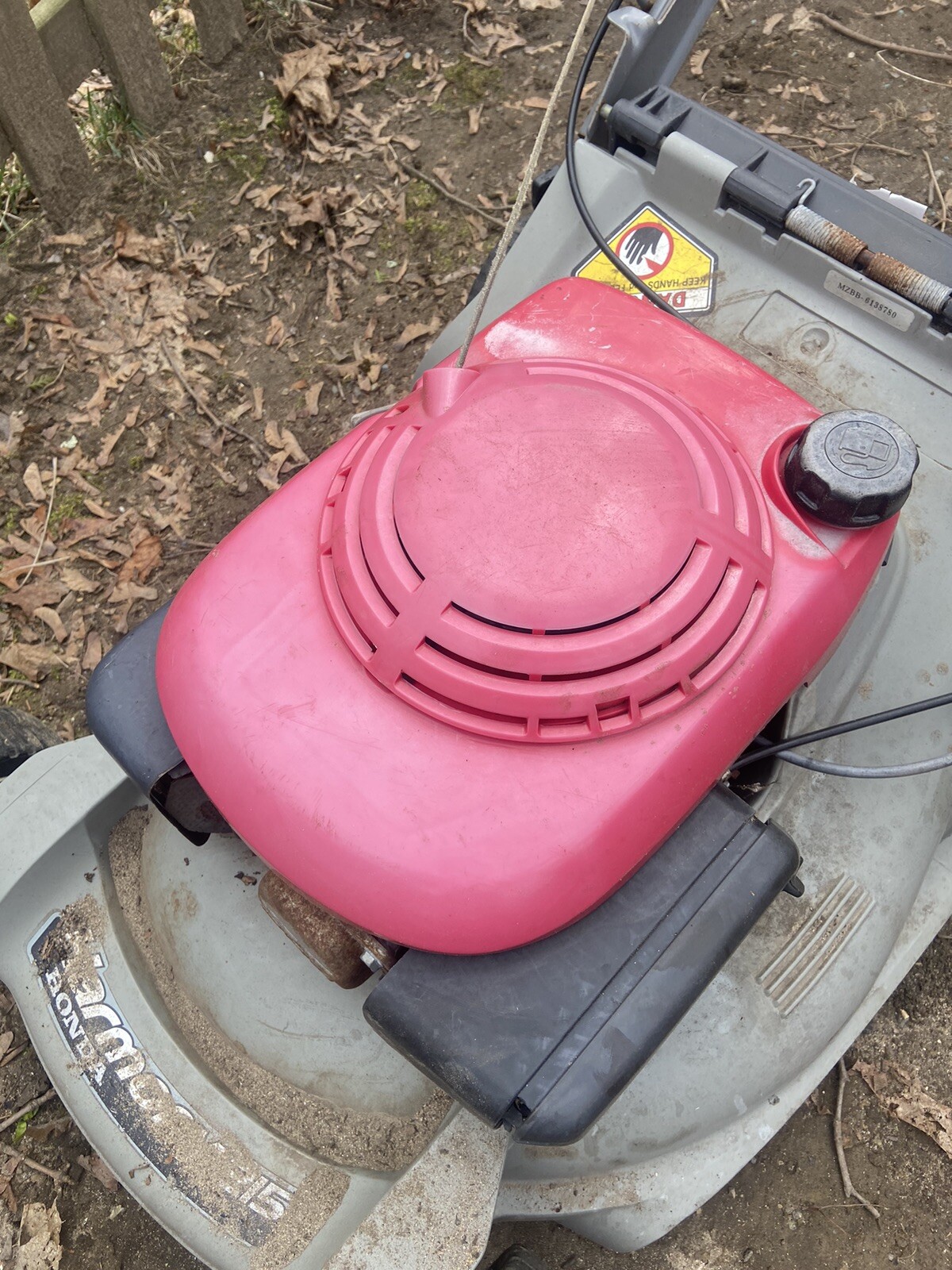 Honda Harmony 215 HRM215 GXV140135cm Lawn Mower With Controls And