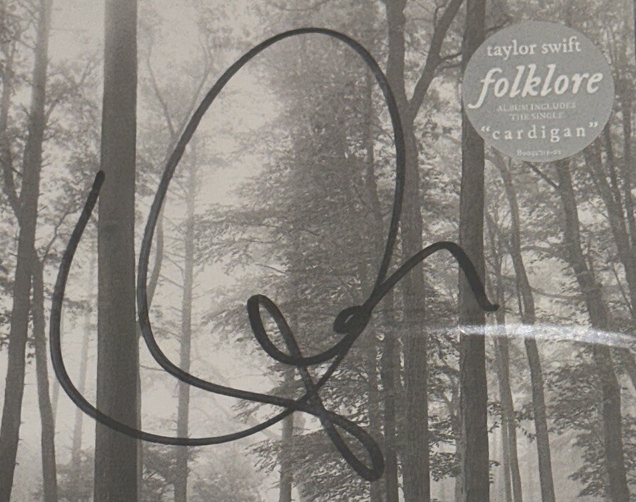 Taylor Swift folklore サインハート入り Taylor Swift folklore サインハート入り Taylor Swift