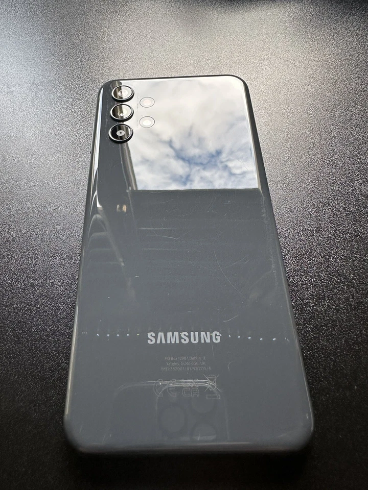 Samsung Galaxy A13 · 128GB, foto 4 di 5