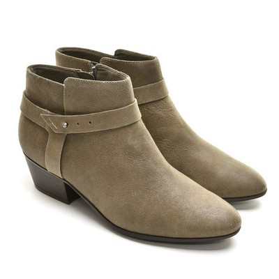 Ladies Clarks Boylan Harness Zip Ankle Boots 42.5 / 11 Brown Suede Booties Shoes