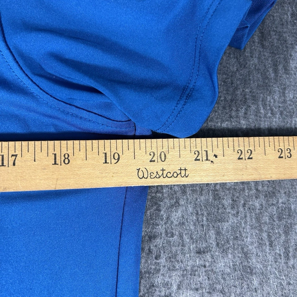 Camisa Polo Chick-fil-A Para Mujer Talla MEDIANA Oobe Field Talent Staff Foto 4 de 4