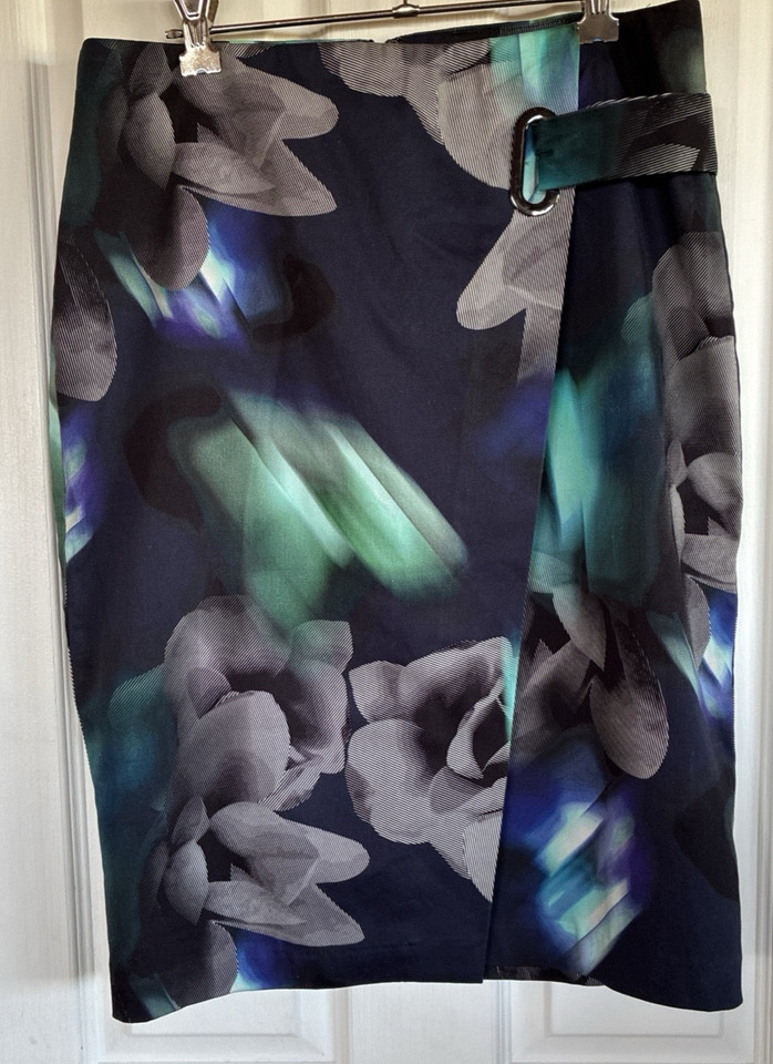 Portmans Skirt Size 12 Blue Floral Closed Wrap Loop Feature Lined Cotton  Zip
