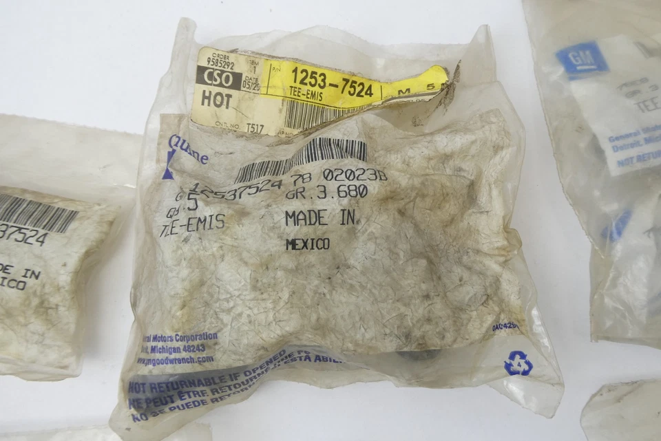 Lote de 13 camisetas arnés de vacío de emisión GM 12537524 1994-95 Buick Century Cutlass Foto 3 de 4