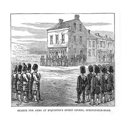 BELFAST Suche nach Waffen in McQuistons Stores Springfield Rd - antiker Druck 1886