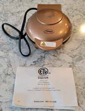Ginny's Ginny Belgian Mini Waffle Maker Copper Gold with Manual 787925 NEW