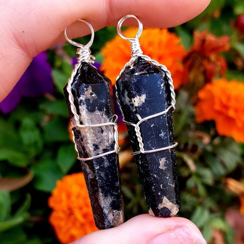 Black Tourmaline natural wire wrap Crystal Healing Gemstone point pendant -1pc - Picture 3 of 3