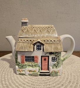 Annie Rowe Teapots | eBay