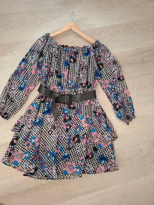 Guess Robe avec Ceinture Taille M - Photo 1/2