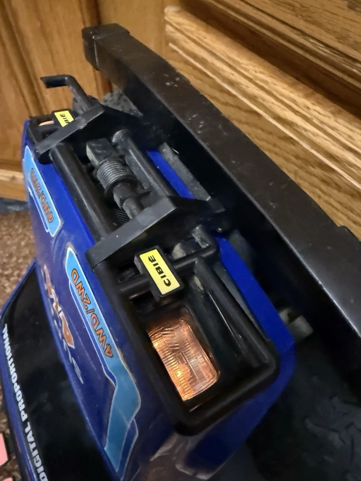 Radio Shack Toyota Nikko Malibu Super 4X4 RC Camión Control Remoto Funcionando De Colección Raro Foto 2 de 4