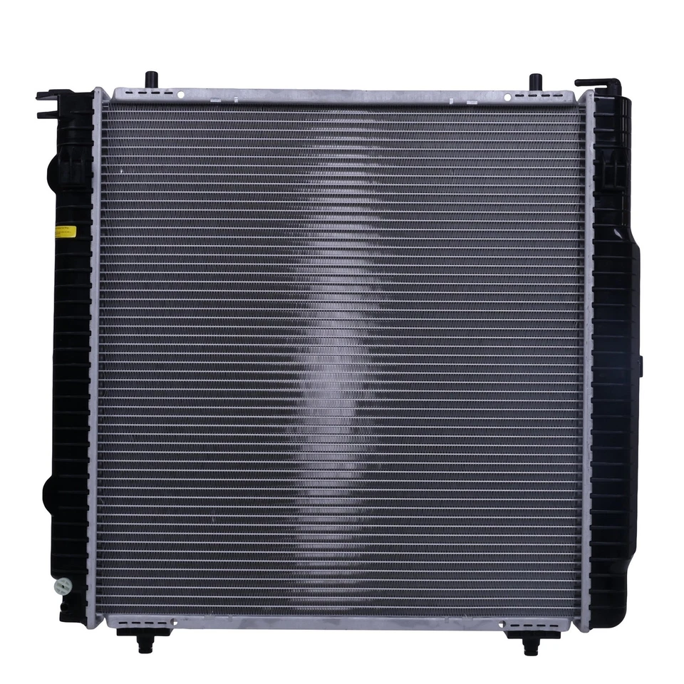 For Mercedes-Benz G55 AMG 2003-2011 Reach Cooling Engine Coolant Radiator - Image 2 of 4