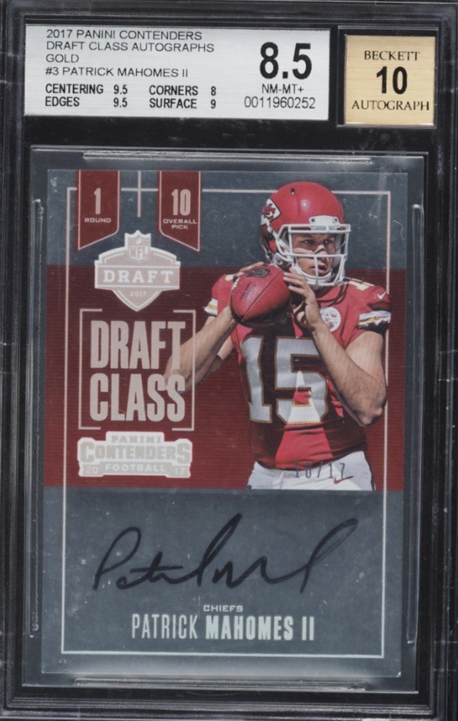 2017 Contenders Draft Class GOLD Patrick Mahomes II ROOKIE AUTO /17  BGS 8.5