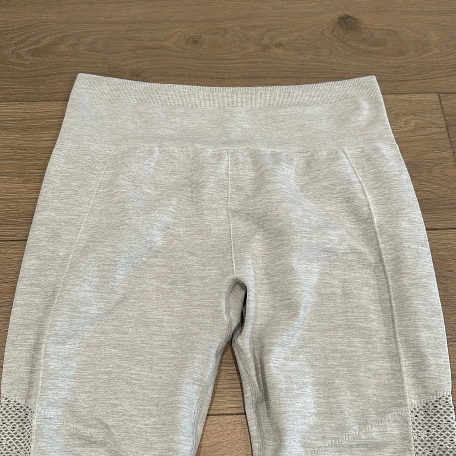 FABLETICS Light Heathered Gray Eco Sync High Wais… - image 4