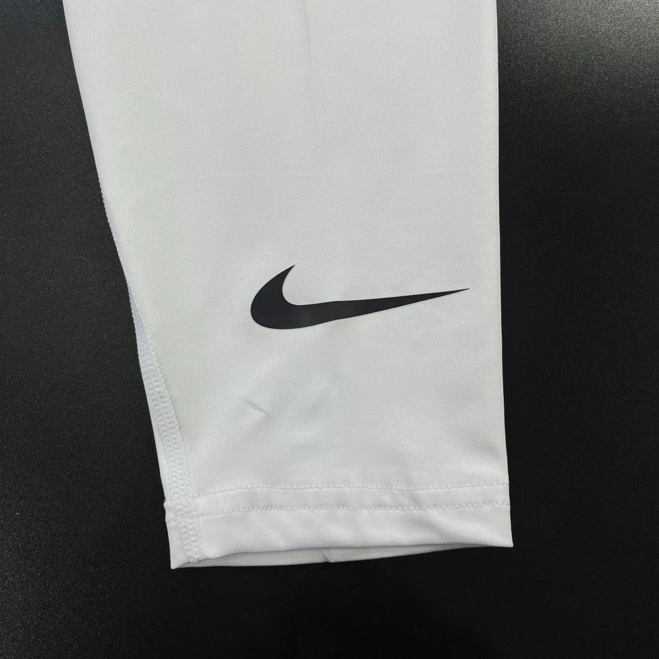 Manga de compresión Nike Pro de una sola pierna Foto 2 de 4