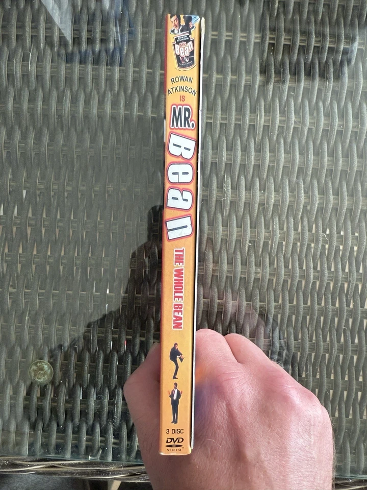 MR. BEAN: THE WHOLE BEAN DVD SET COMPLETE COLLECTION (REGION 1) (2-DISC SET) OOP - Image 3 of 4