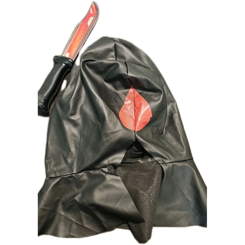 Devil SCREAM Unisex Halloween Mask with Bloody Knife - Image 2 of 4