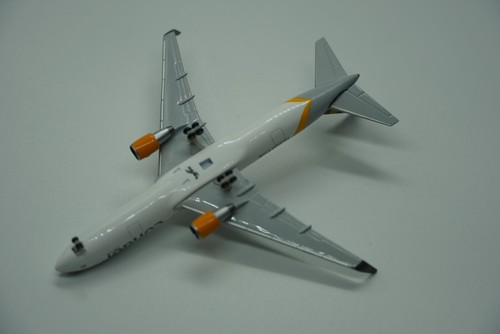 Herpa Wings 1:500 Condor Boeing 767-300ER D-ABUA (527521) - Bild 4 von 7