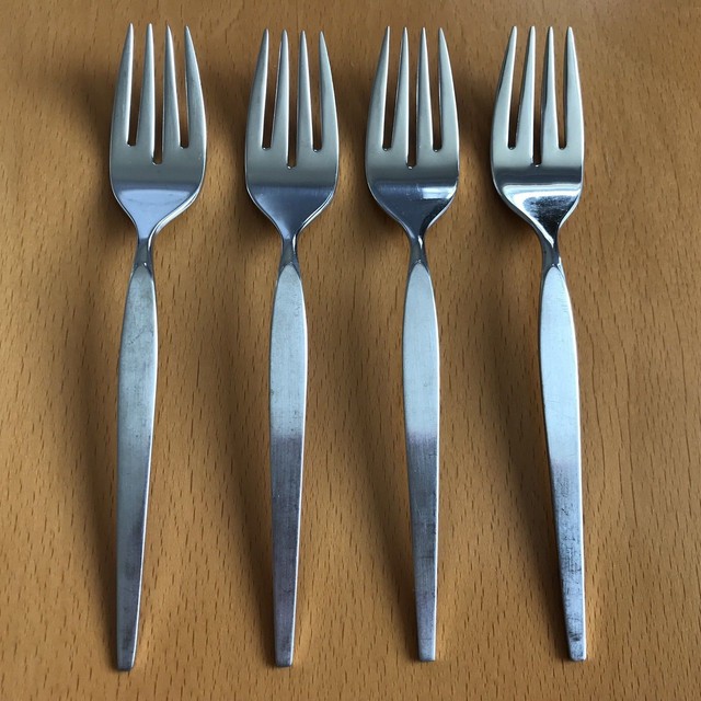 4 Oneida Community SATINIQUE Old Older Style Salad Forks Set Stainless