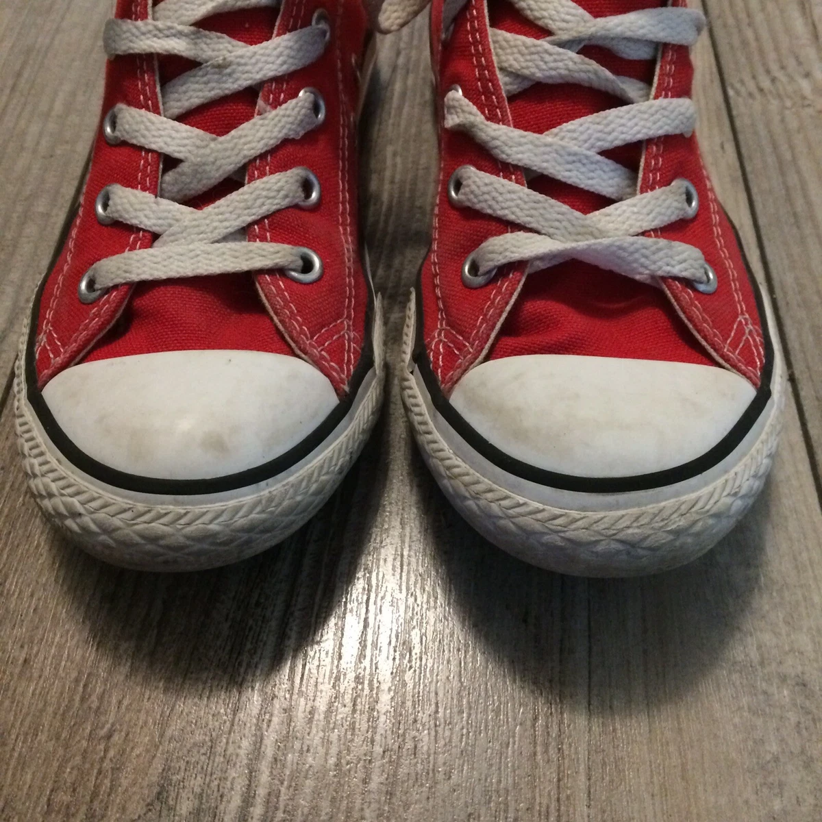 Red converse store size 2