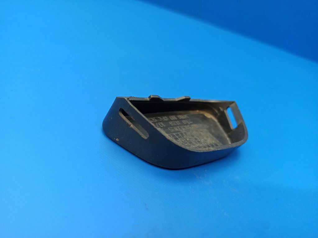 Mercedes-Benz E W210 Headlight washer cap cover 2108261077 