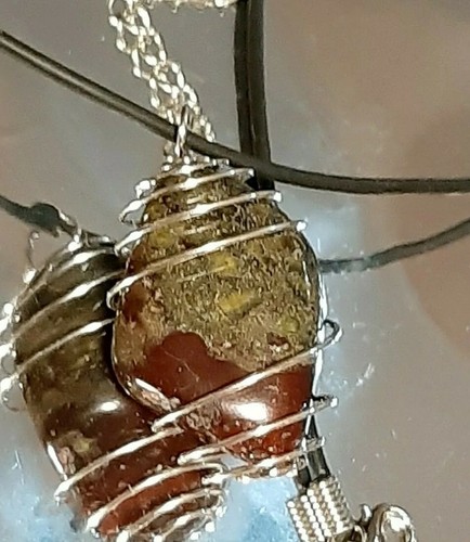 Ciondolo in DIASPRO SANGUE di DRAGO chakra minerali pietra pietre collana forza - Imagen 1 de 2