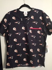  New  New England Patriots Women's XS Scrub Dubz Top