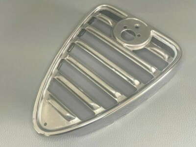 Alfa Giulia 105-Serie Kühlergrill Niere Edelstahl NOS