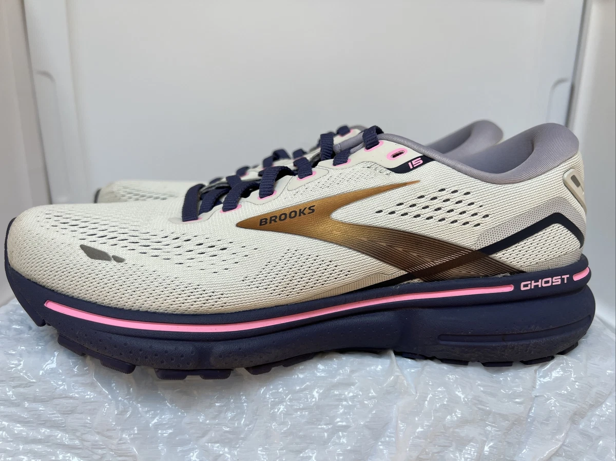 Brooks ghost womens 7.5 wide top