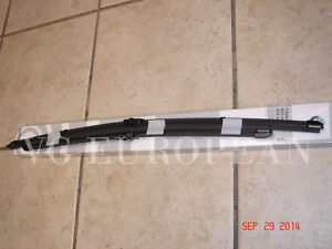 BMW 61610427668 Wiper Blade Set for E90/E91 3 Series and E90 M3 BMW 61610427668 Wiper Blade Set for E90/E91 3 Series and E90 M3